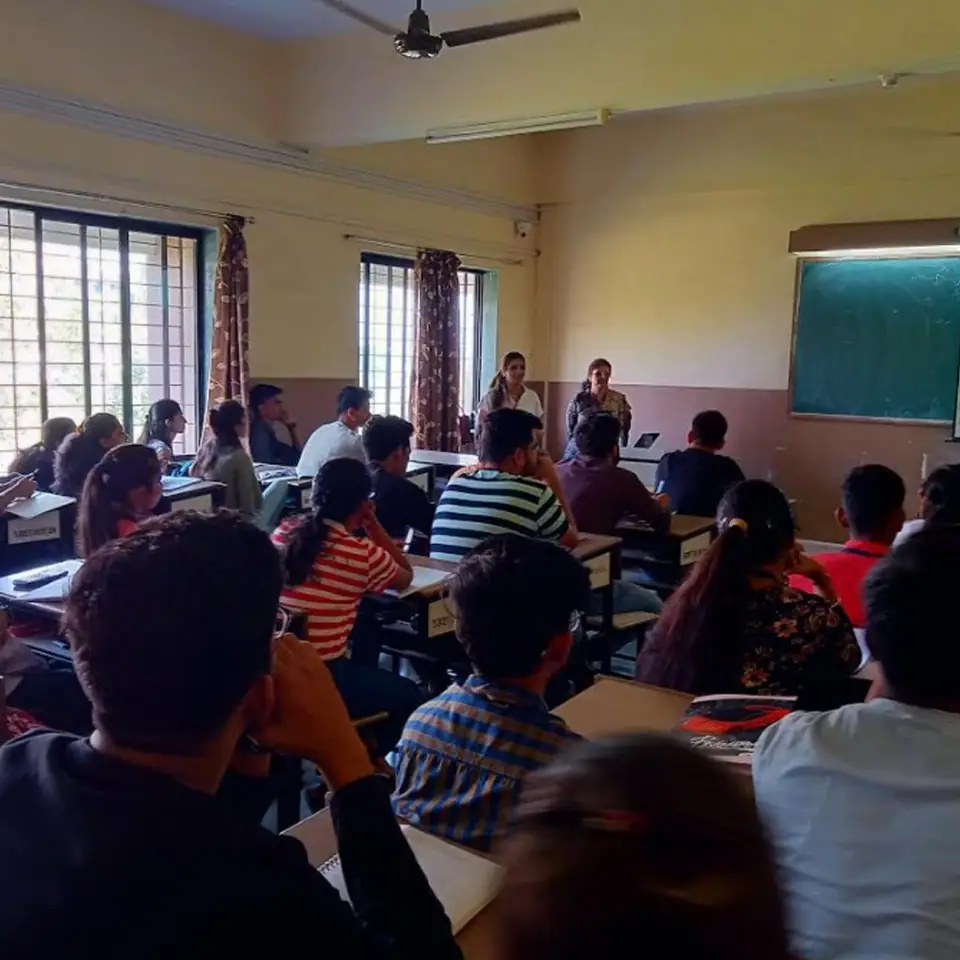 UEMS Ventures student meet in a packed classroom